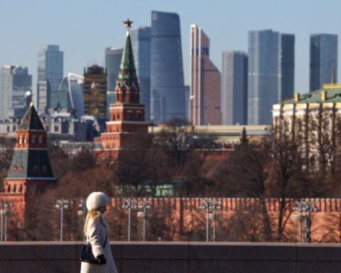 Russia's services sector expansion slows in February, PMI shows