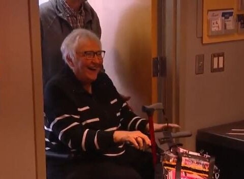 Decades of dedication: Iowa girls state basketball super fan surprised by family for 80th birthday