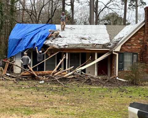 3 separate deaths blamed on Mississippi storms