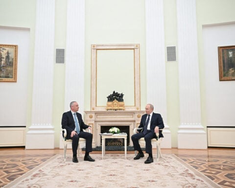 Putin promises continued electricity supplies in meeting with breakaway Abkhazia's leader