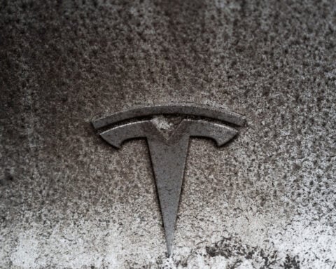Tesla to build new megafactory in Texas, Electrek reports