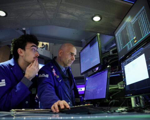 Nasdaq confirms correction amid US trade policy uncertainty