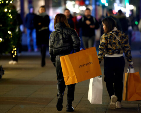 Poor retail sales data highlight euro zone's consumption slump