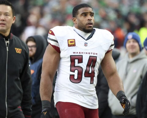 Linebacker Bobby Wagner is returning to the Commanders on a 1-year contract, AP source says