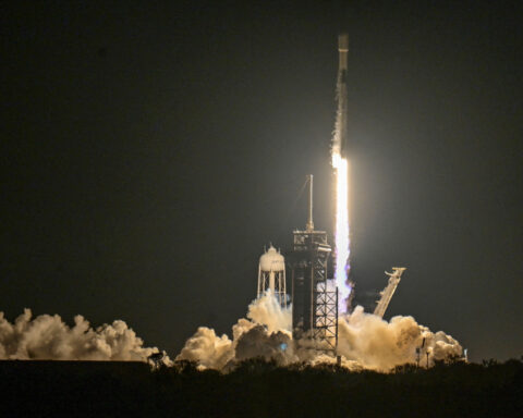 Moonshot: Two lunar landings in one week boost interest in space startups