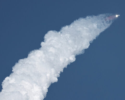 US FAA says 240 flights disrupted by explosion of Musk's SpaceX Starship