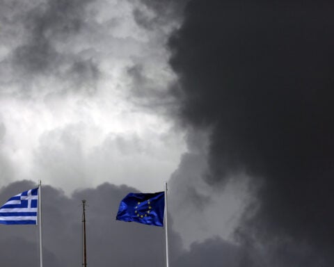 DBRS upgrades Greece on debt reduction