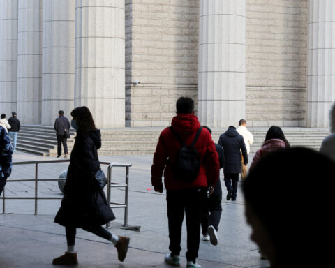 China pledges more resources to support employment
