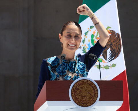 Mexico's Sheinbaum rallies national pride after US tariff reprieve