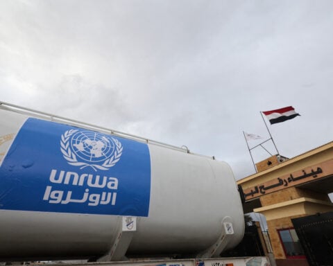 Israel urging UN agencies, aid groups to replace UNRWA in Gaza, envoy says
