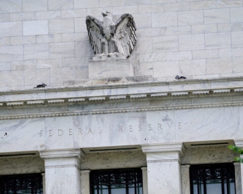 Fed to deliver rapid-fire rate cuts if economic downturn happens, traders bet