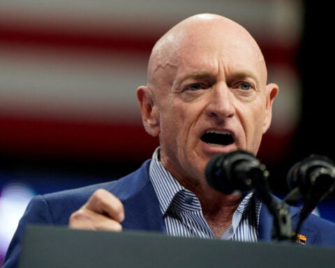 US senator accuses Trump of weakening Ukraine's defense, dismisses Musk 'traitor' insult