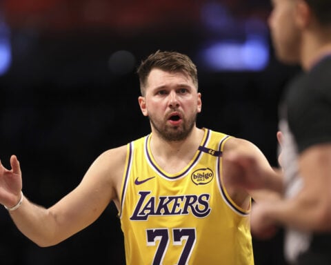 Luka, Lakers frustrated with officiating and themselves in a rough first game without LeBron James