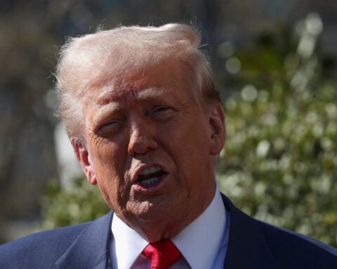 Trump: hopes Russia agrees to ceasefire, would invite Zelenskiy back to White House