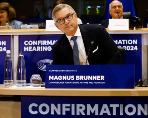 EU proposal would send rejected migrants to centres outside the bloc for deportation