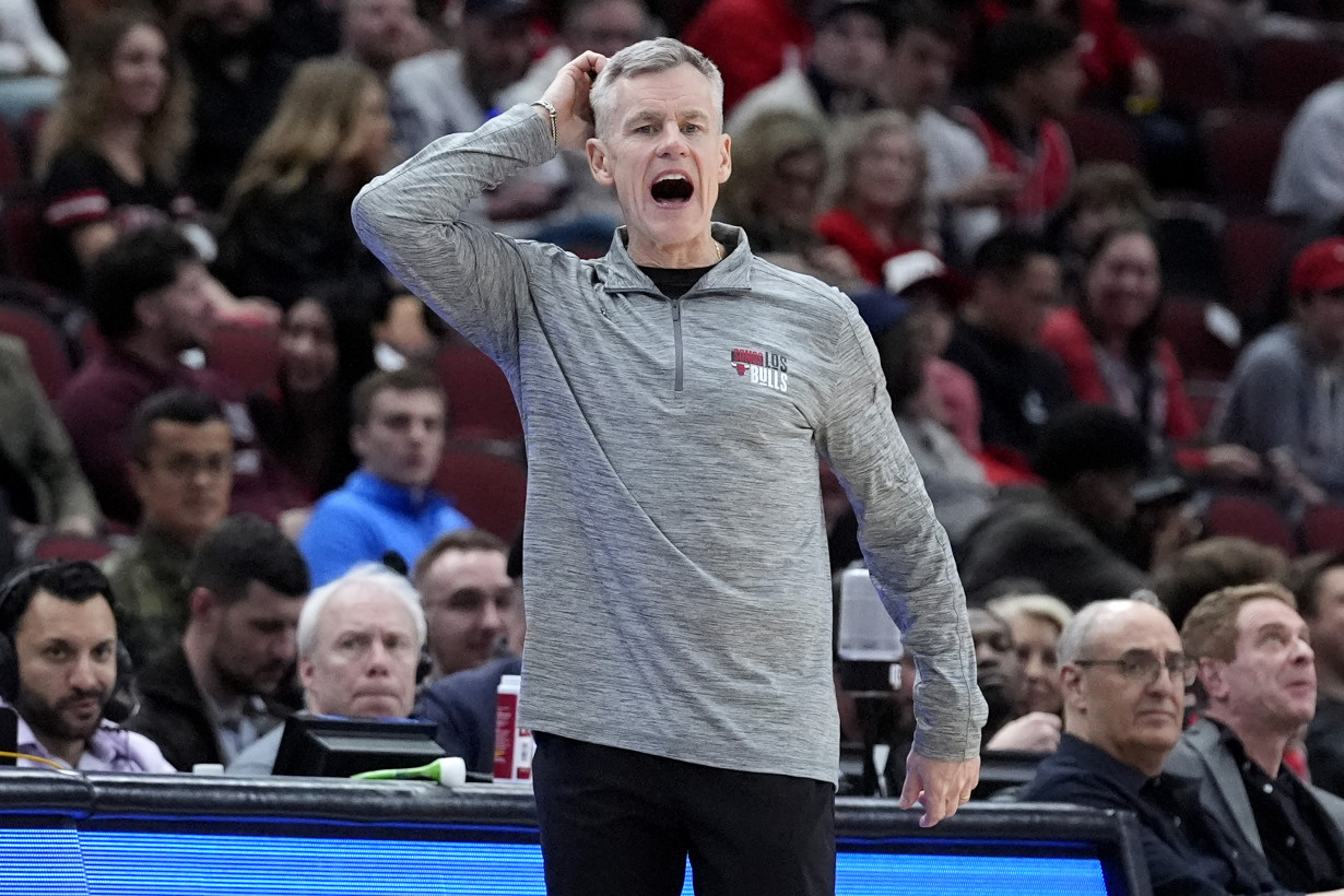 Transfer portal and NIL are making it even more difficult to three-peat in college basketball