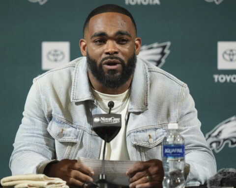 2-time Super Bowl champ Brandon Graham retires after 15 seasons with the Eagles