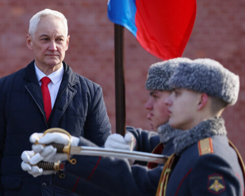 Russian defence minister inspects training in Caspian Sea