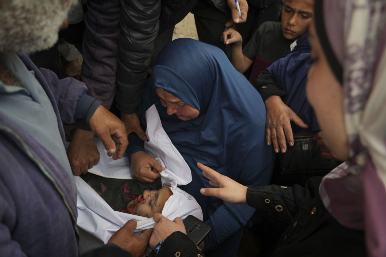 Middle East latest: Israeli strikes kill 25 people in Gaza as Supreme Court hears Shin Bet cases