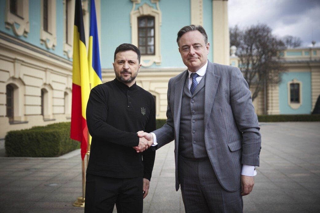 Ukraine's Zelenskyy says 2 Chinese were caught fighting alongside Russia