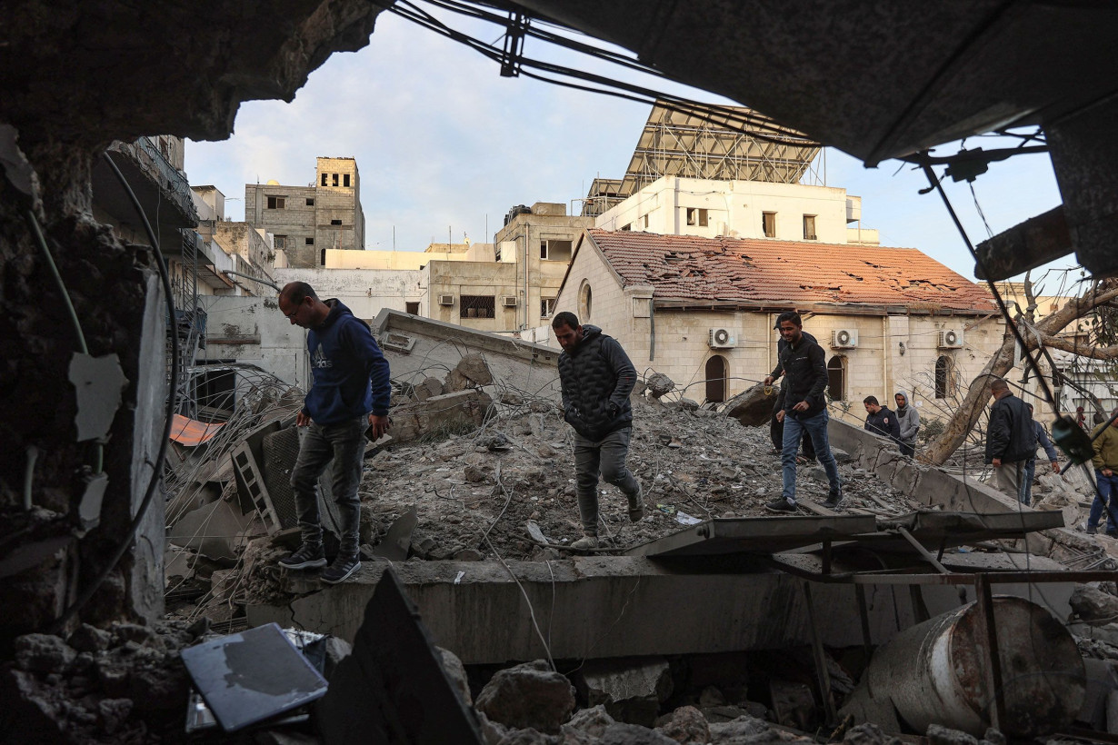 Israeli strike leaves Gaza City’s last fully functioning hospital out of service as offensive escalates