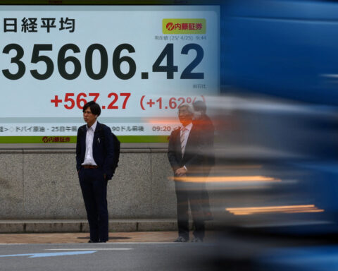 Stocks, dollar eye weekly rise on hints of tariff relief