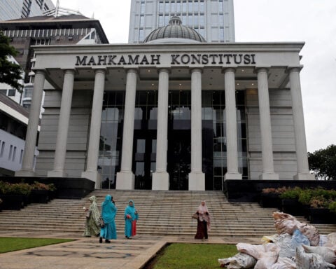 Indonesian court bans government, company from defamation complaints