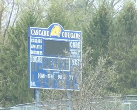 Parents, students confront school board after AI generated nude photos circulate at Cascade High School