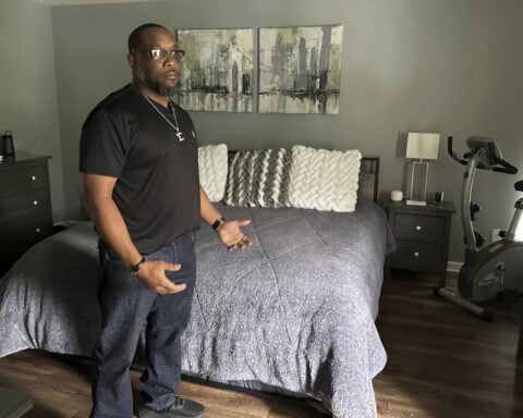 Supreme Court seems likely to rule narrowly for family whose house was wrongly raided by FBI
