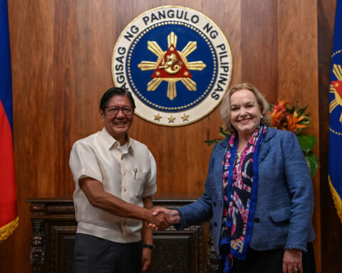 Philippines, New Zealand strengthen defence ties with troop pact