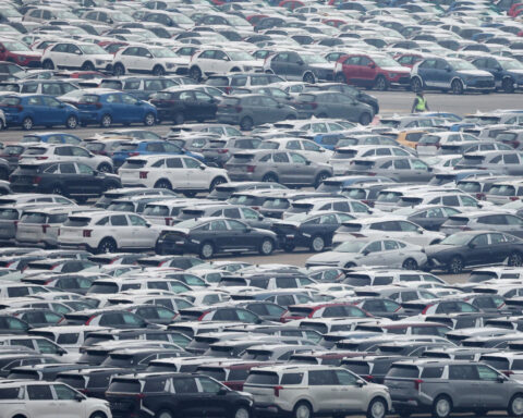 Trump tariff whiplash pushes more automakers to scrap profit guidance