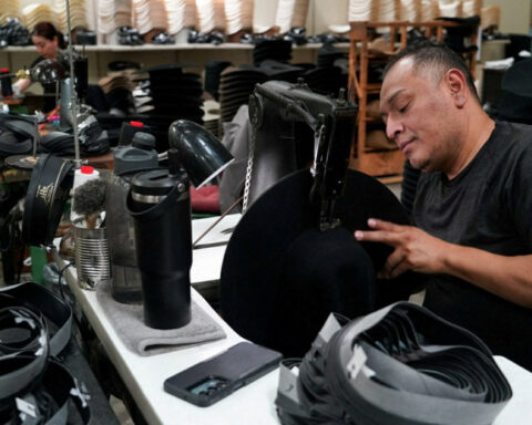 US private payrolls miss expectations in April