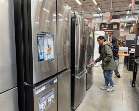 Consumer spending soared in March as Americans tried to get ahead of tariffs