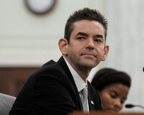 US Senate Commerce panel votes to advance NASA, FCC nominees