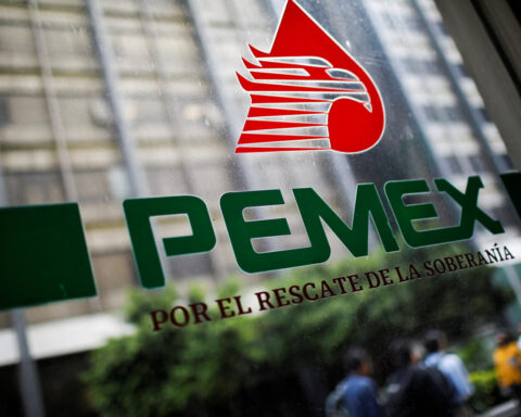 Mexico's Pemex swings to $2 billion loss as production, sales slump