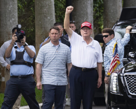 Trump company strikes Qatari golf resort deal in a sign it's not holding back from foreign business