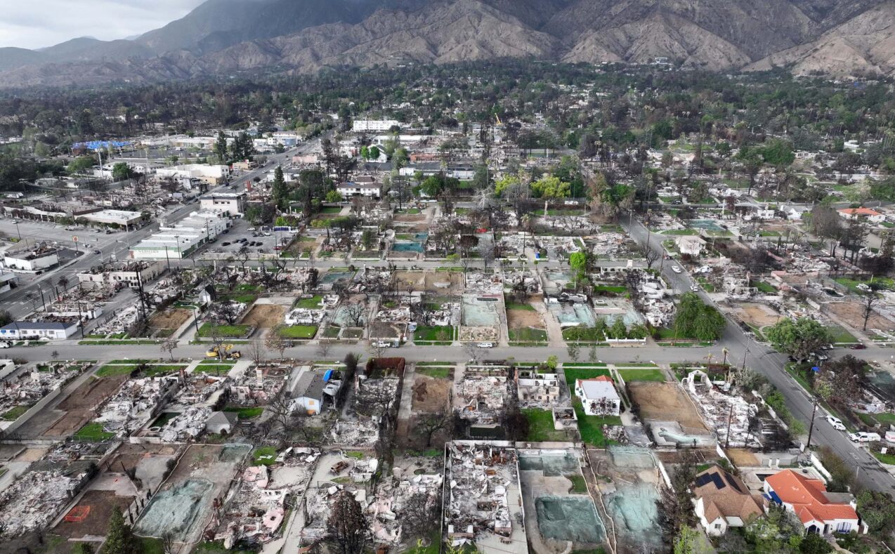 L.A. homeowners sue insurance companies over wildfire coverage