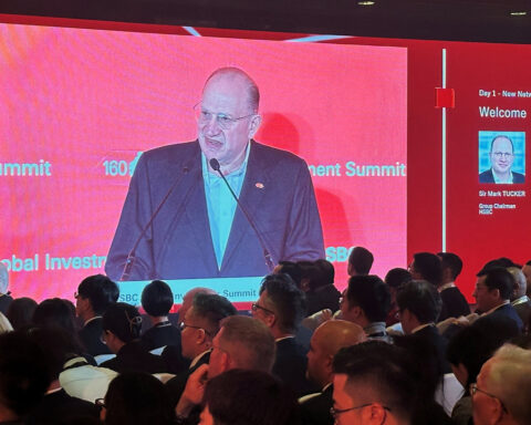 HSBC to lose Asia expert as Chairman Mark Tucker announces retirement