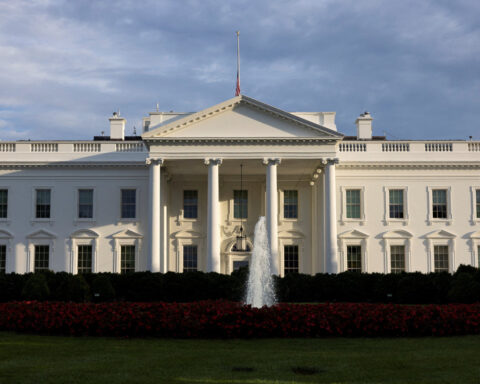 White House dismisses Chamber push for small businesses tariff relief