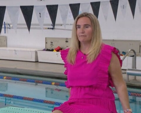 'Until I can't, I will': Nebraska athlete, coach inspires her divers through resilience in face of multiple sclerosis diagnosis