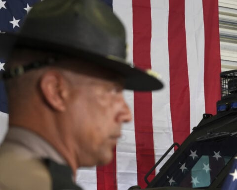 ICE joins DeSantis in touting one-week record of arresting 1,120 people in the US illegally