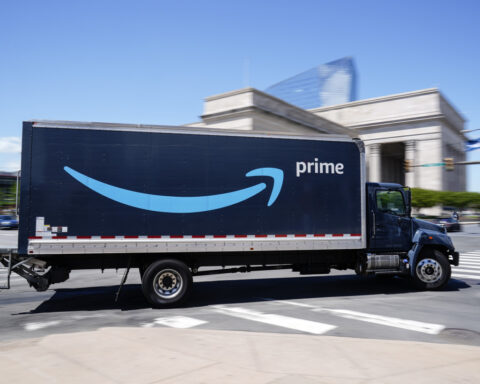 Amazon posts solid first quarter earnings growth, but outlook is tempered by tariff uncertainty