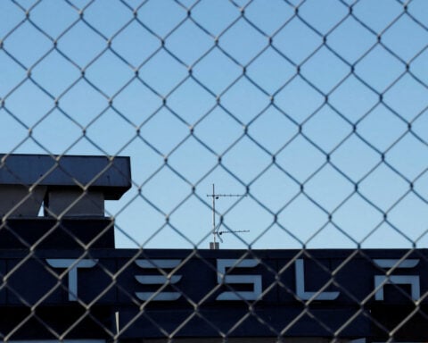 Europeans continue to shun Tesla as April sales plunge