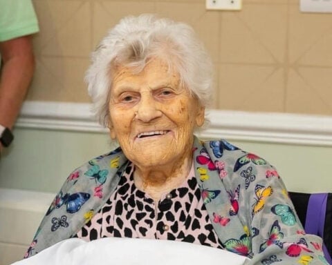 Never argue: 115-year-old British woman, now the world's oldest, gives her recipe to long life