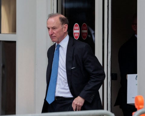 Top Washington lawyer creates new firm to defend officials targeted by Trump