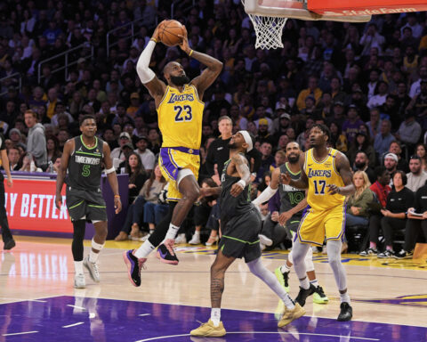 LeBron James sprained a knee ligament in Lakers' final loss to Wolves, an AP source says