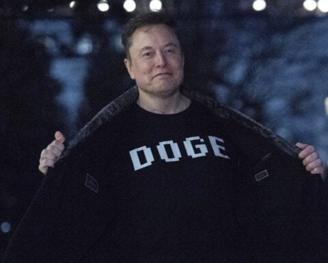 Trump administration asks Supreme Court to let DOGE access Social Security systems