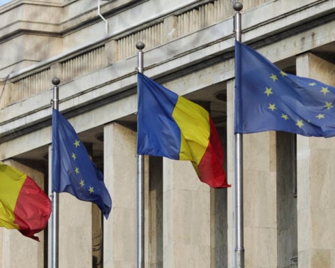 US revokes admittance of Romania to visa waiver travel program