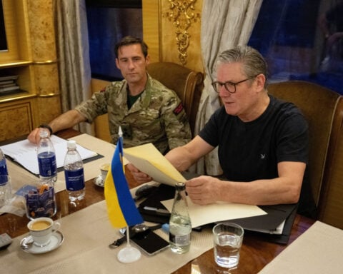 Ukrainian forces to join UK military procession for Victory in Europe anniversary