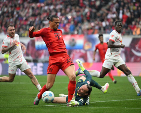 Bayern Munich crowned Bundesliga champion for 33rd time after Bayer Leverkusen drew a tie against Freiburg